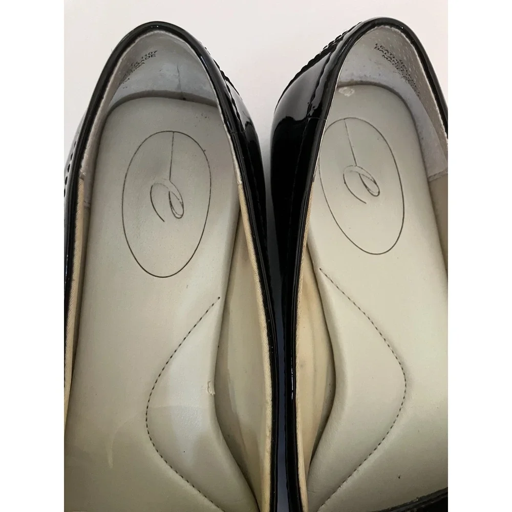 Eileen Shields worn once